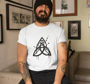 Celtic Trinity Knot Short Sleeve Staple T-Shirt - Mikey Yaw